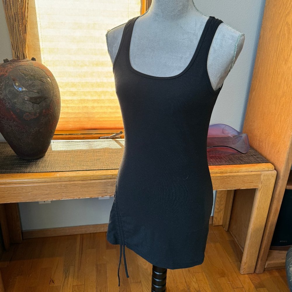 PRANA mini dress with ruching at side - tank style with bra shelf - Sz M - black